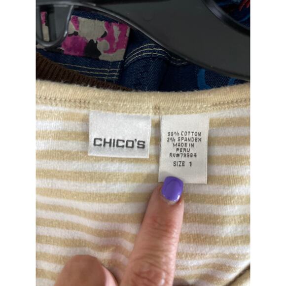 Chico's t-shirt knit tee women's 8 small white tan stripe v neck button detail - Picture 5 of 11